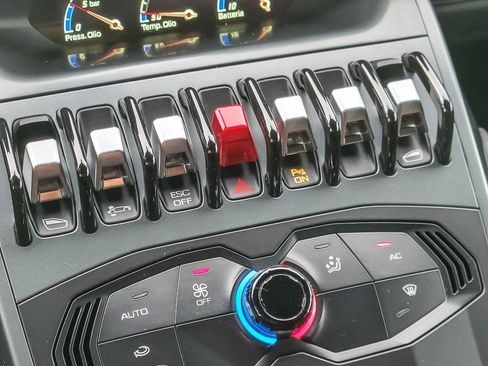 Used 2017 Lamborghini Huracan LP 580-2 image 18