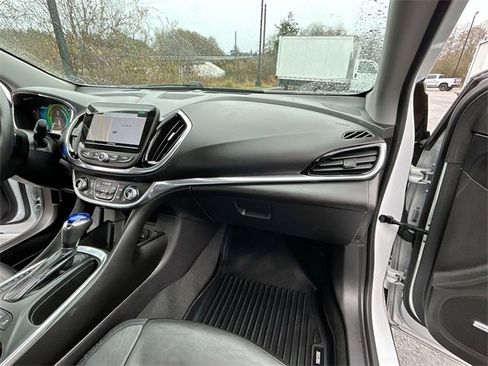 Certified 2017 Chevrolet Volt Premier w/ Driver Confidence II Package image 28