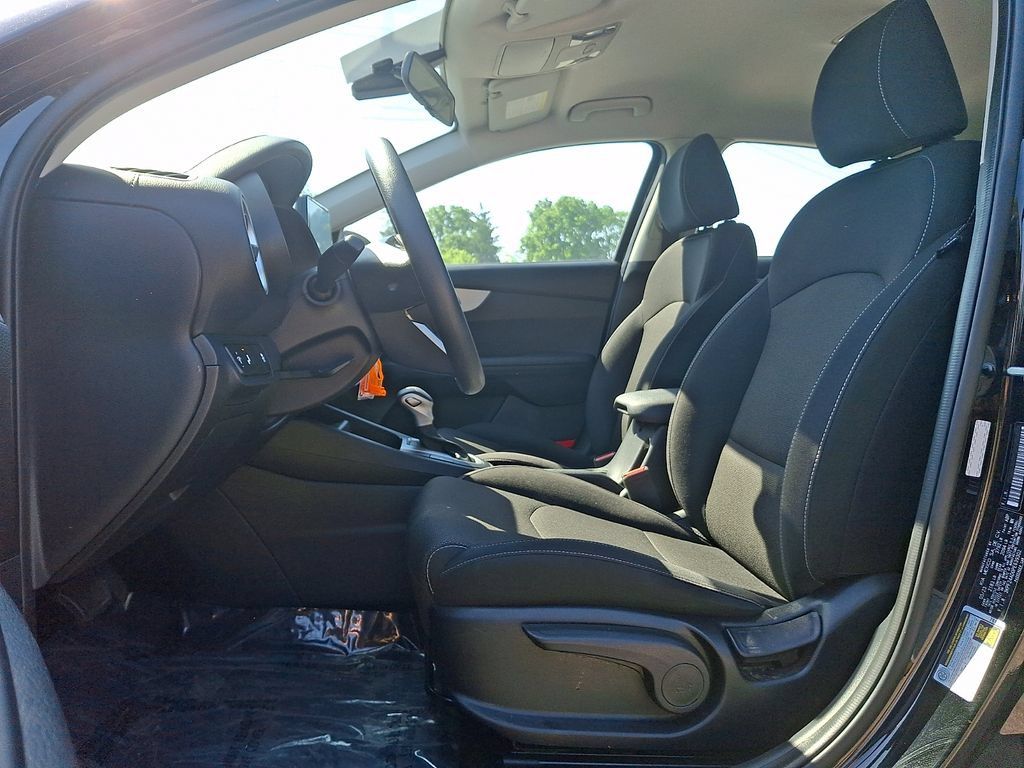 Certified 2023 Kia Forte LXS w/ LXS Technology Package FWD image 14
