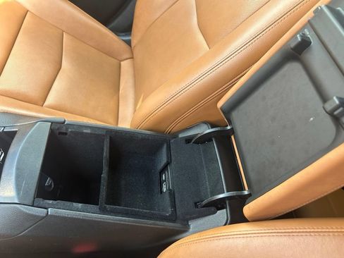 Used 2022 Cadillac XT5 Premium Luxury w/ Technology Package FWD image 35