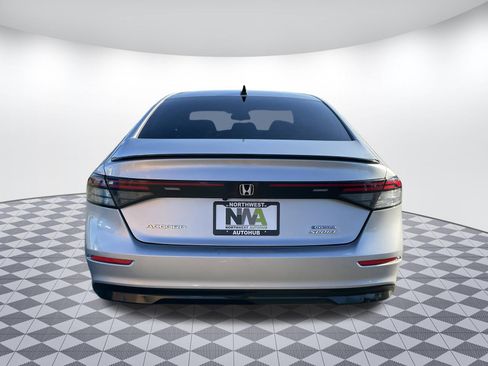 Used 2024 Honda Accord Sport image 4