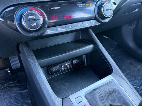 Used 2019 Kia Forte LXS image 19