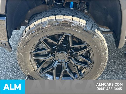 Used 2025 Chevrolet Silverado 2500 ZR2 w/ Technology Package AWD/4WD image 15