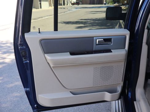 Used 2011 Ford Expedition EL XLT w/ 201A Rapid Spec Order Code AWD/4WD image 26
