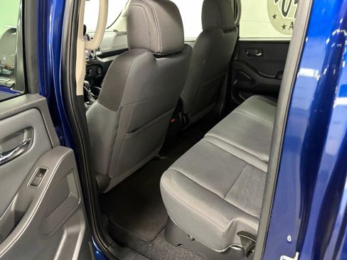 Used 2022 Nissan Frontier SV w/ Technology Package image 20