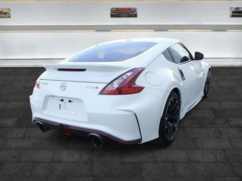 Used 2020 Nissan 370Z NISMO image 8