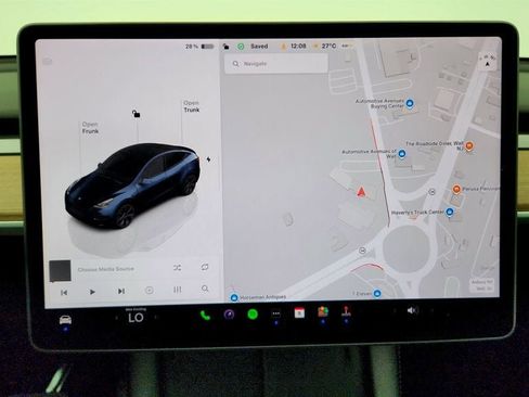 Used 2025 Tesla Model Y Long Range AWD/4WD image 22