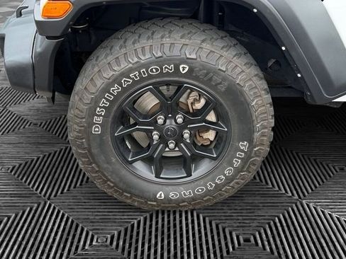 Used 2022 Jeep Wrangler Sport AWD/4WD image 10