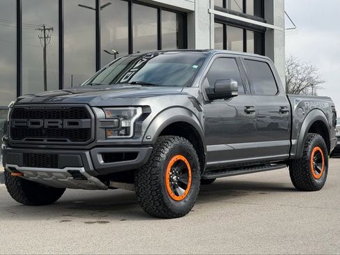 Used 2018 Ford F150 Raptor w/ Equipment Group 802A Luxury image 5