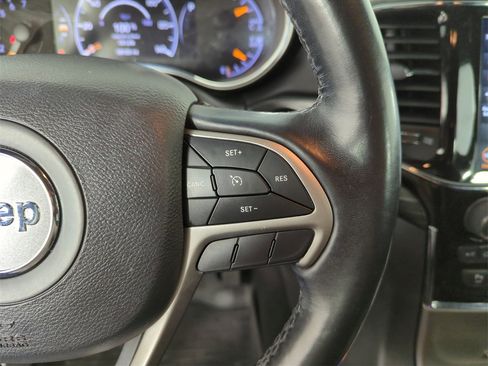 Used 2021 Jeep Grand Cherokee Laredo X image 23