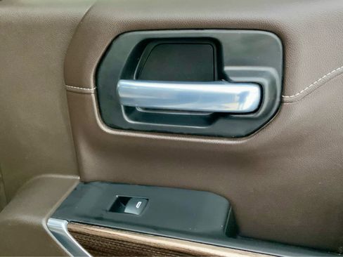 Used 2020 Chevrolet Silverado 1500 LT Trail Boss image 51