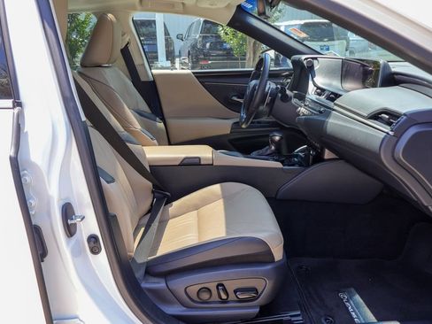 Used 2021 Lexus ES 350 w/ Accessory Package 2 FWD image 9