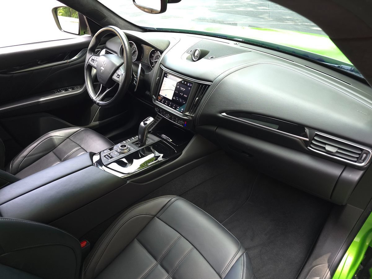 Used 2023 Maserati Levante Modena AWD/4WD image 22