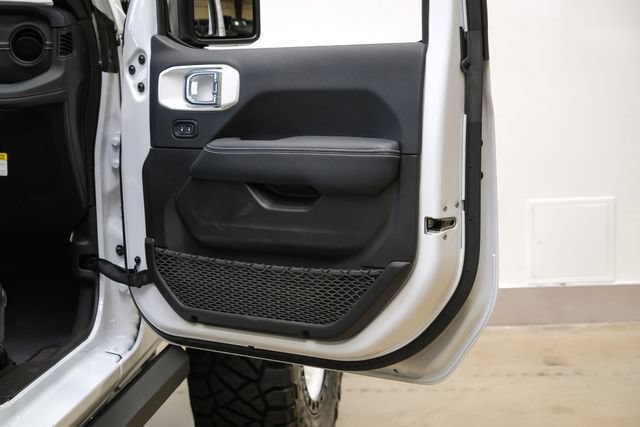 Used 2024 Jeep Wrangler Unlimited Rubicon 392 AWD/4WD image 96