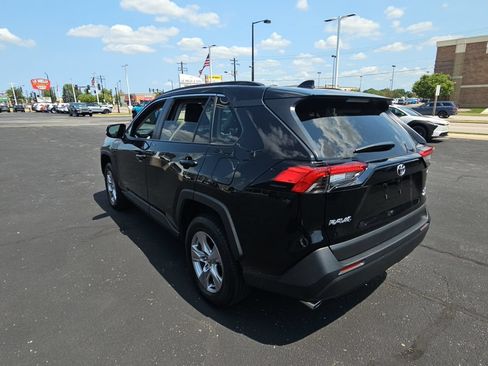 Certified 2025 Toyota RAV4 XLE AWD/4WD image 5