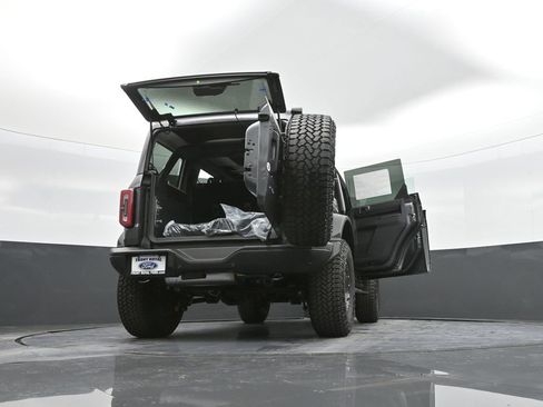 New 2025 Ford Bronco Badlands w/ Sasquatch Package image 62