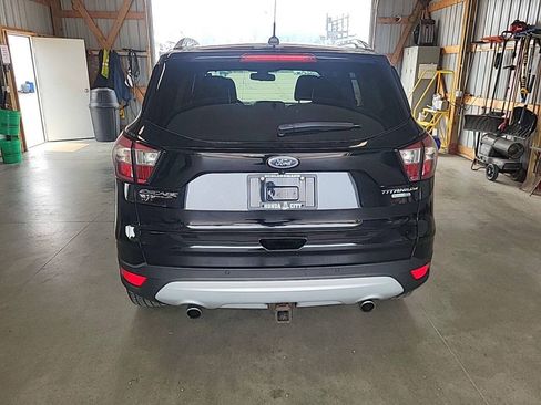 Used 2017 Ford Escape Titanium AWD/4WD image 4