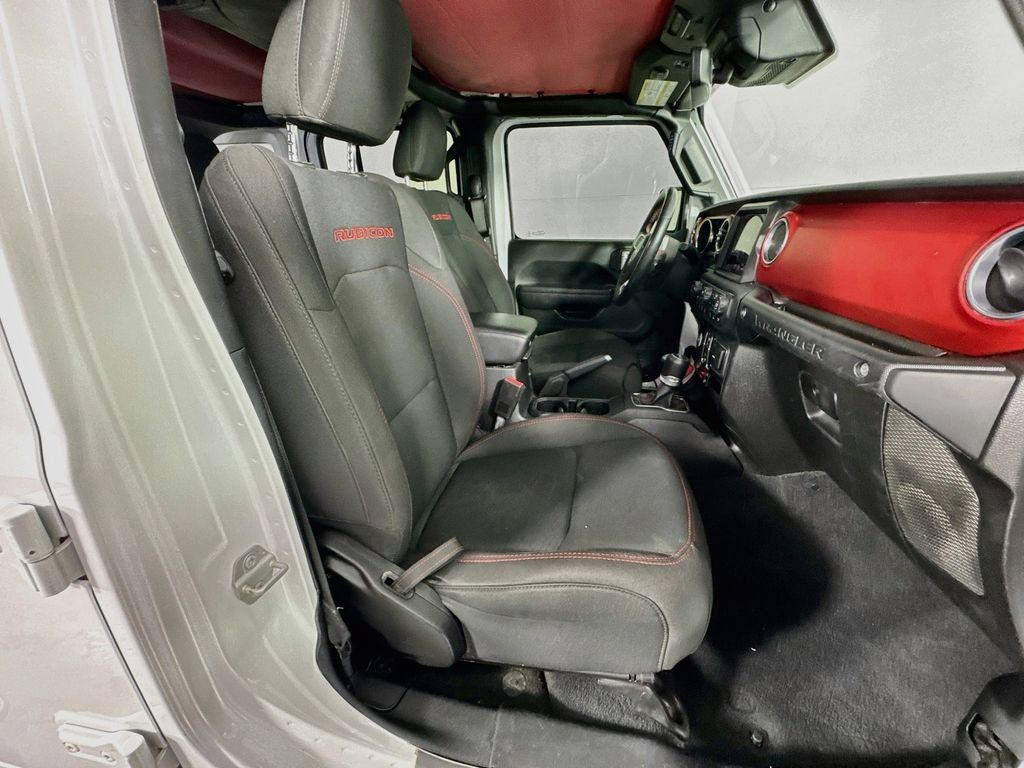 Used 2021 Jeep Wrangler Unlimited Rubicon AWD/4WD image 35