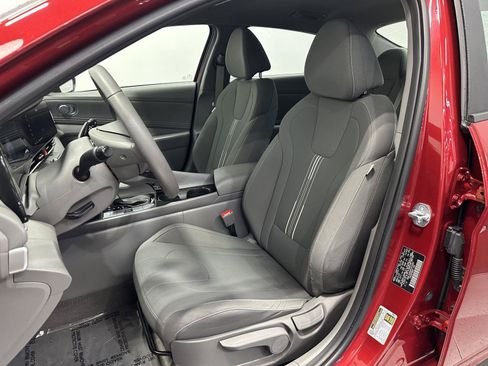 Certified 2023 Hyundai Elantra SEL w/ Convenience Package FWD image 15