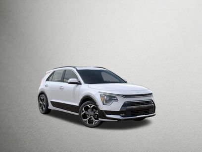 Used 2024 Kia Niro EX Touring