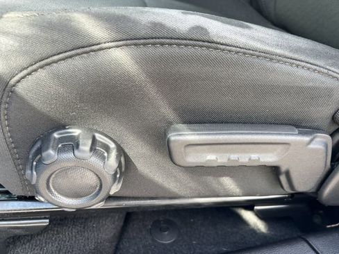 Used 2021 Jeep Wrangler Unlimited Sahara image 18