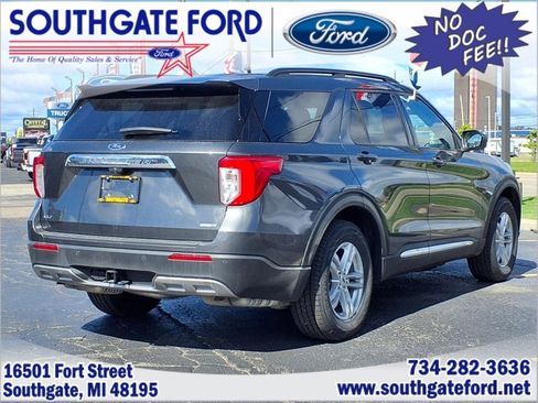 Used 2020 Ford Explorer XLT w/ Equipment Group 202A image 2
