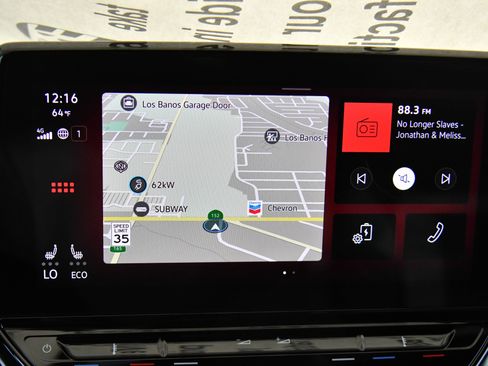 Used 2021 Volkswagen ID.4 Pro image 21