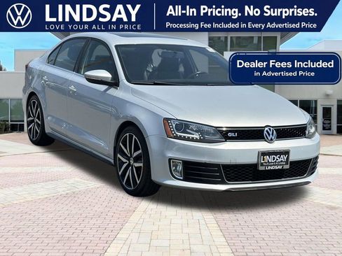 Used 2013 Volkswagen Jetta GLI FWD image 1