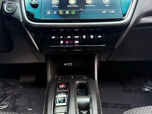 Used 2023 Chevrolet Bolt LT image 23