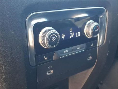 Used 2024 GMC Yukon Denali AWD/4WD image 23
