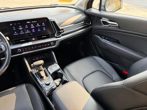 Certified 2023 Kia Sportage EX FWD image 26