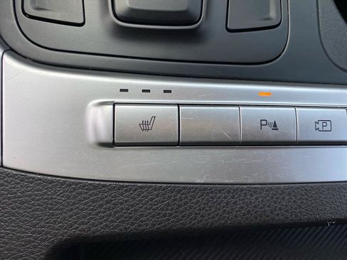 Certified 2025 Kia Carnival FWD image 14