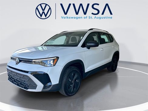 New 2026 Volkswagen Taos S image 3
