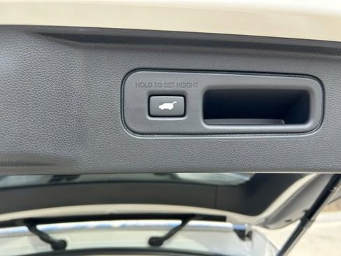 Used 2026 Honda Pilot EX-L image 8