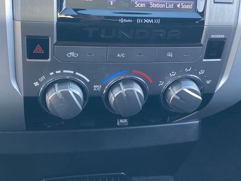 Used 2015 Toyota Tundra SR5 image 29