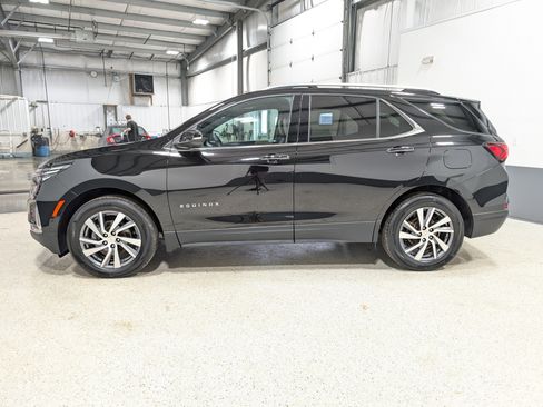 Used 2022 Chevrolet Equinox Premier AWD/4WD image 6