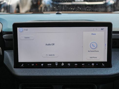 New 2025 Ford Maverick XLT w/ XLT Luxury Package image 15