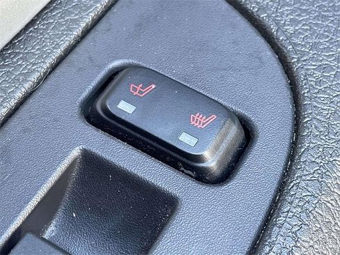 Used 2014 Ford F150 Platinum image 9