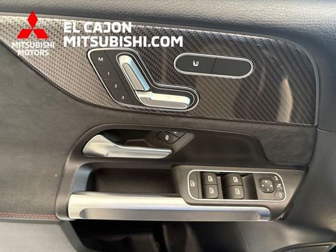 Used 2022 Mercedes-Benz GLB 250 4MATIC image 10