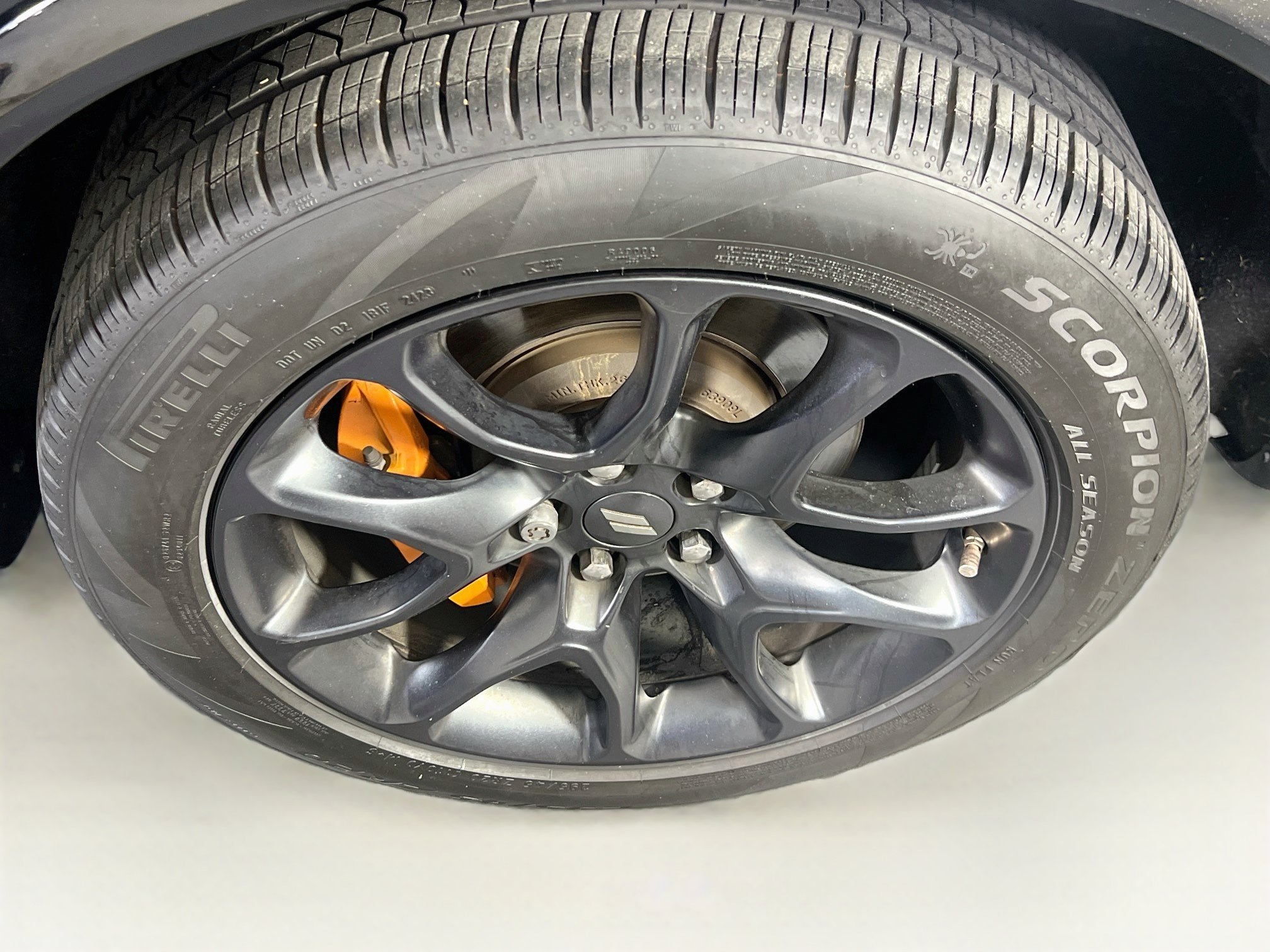 Used 2023 Dodge Durango R/T w/ Hemi Orange Plus Package AWD/4WD image 34