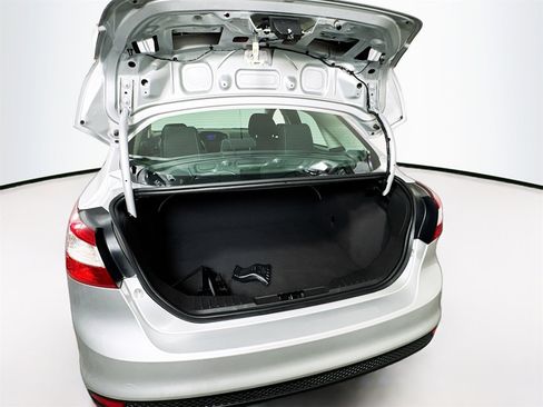 Used 2013 Ford Focus SE image 20