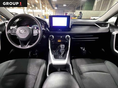 Used 2024 Toyota RAV4 XLE image 16