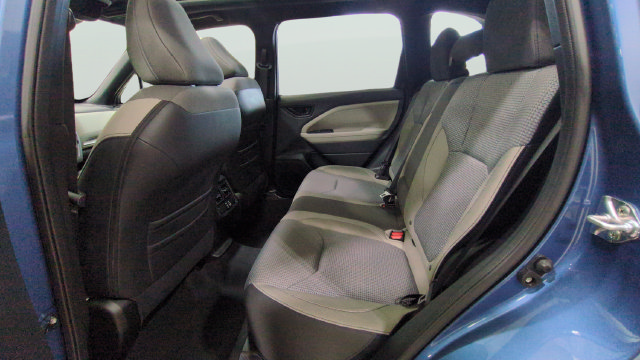 Certified 2025 Subaru Forester Premium AWD/4WD image 17