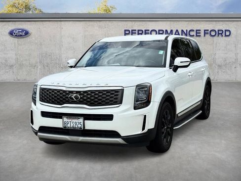Used 2020 Kia Telluride LX AWD/4WD image 2