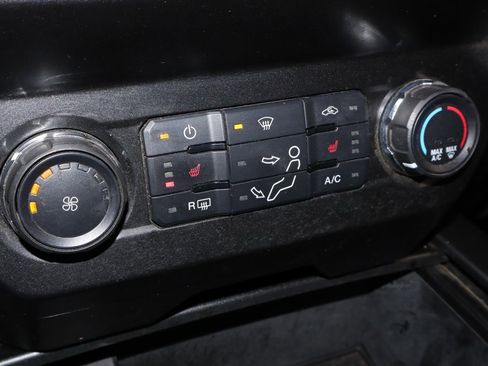 Used 2020 Ford F350 XLT w/ XLT Premium Package image 31