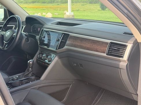 Used 2019 Volkswagen Atlas SEL Premium AWD/4WD image 24