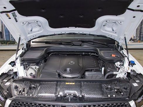Used 2026 Mercedes-Benz GLE 450 4MATIC image 5