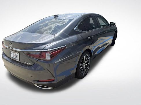 Used 2025 Lexus ES 350 w/ Premium Package FWD image 6