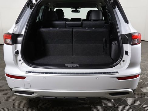 Used 2022 Mitsubishi Outlander SEL Black Edition image 16