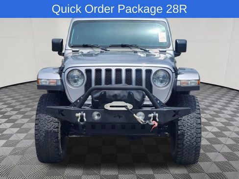Used 2019 Jeep Wrangler Unlimited Rubicon AWD/4WD image 2